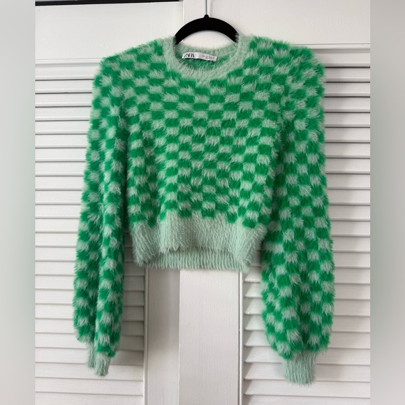 Zara Green Fuzzy Checkered Sweater - Picture 2 of 5